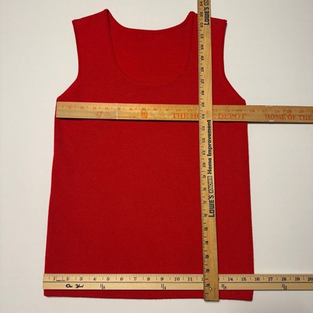 Women’s Red Knit Tank Top Sleeveless Sweater Shell Scoop Neck Pullover Vintage - Picture 2 of 4